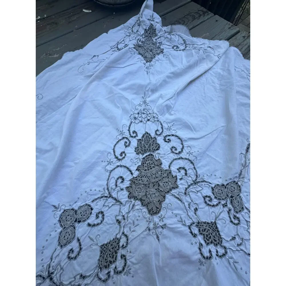 Vintage Tablecloth Embroidered 140x60” gray off white Scalloped Edge cutout